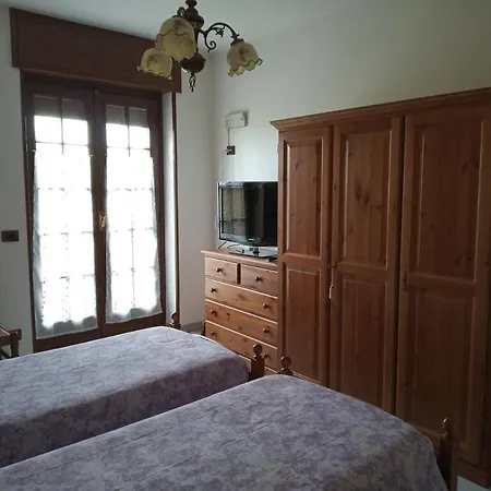 Bed & Breakfast Mezzaluna Feletto