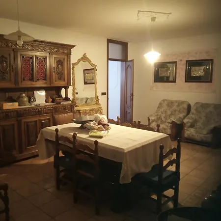 Mezzaluna * Feletto