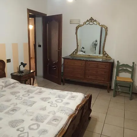 Couette-café Mezzaluna *