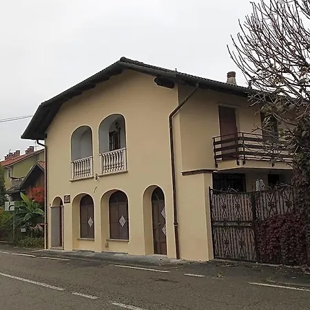 Bed & Breakfast Mezzaluna Feletto